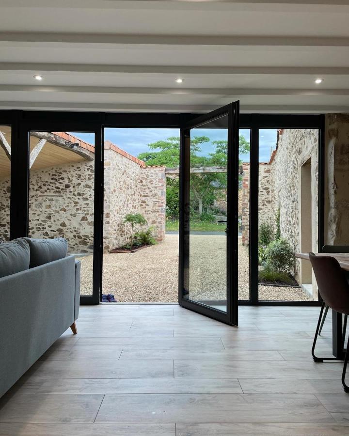 Gite De La Foye - Le Jasmin Combrand Esterno foto
